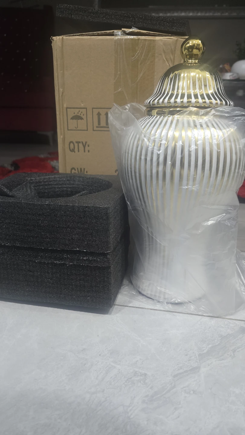 Brand new in box  Ceramic Decorative Ginger Jar with Lid - photo 5