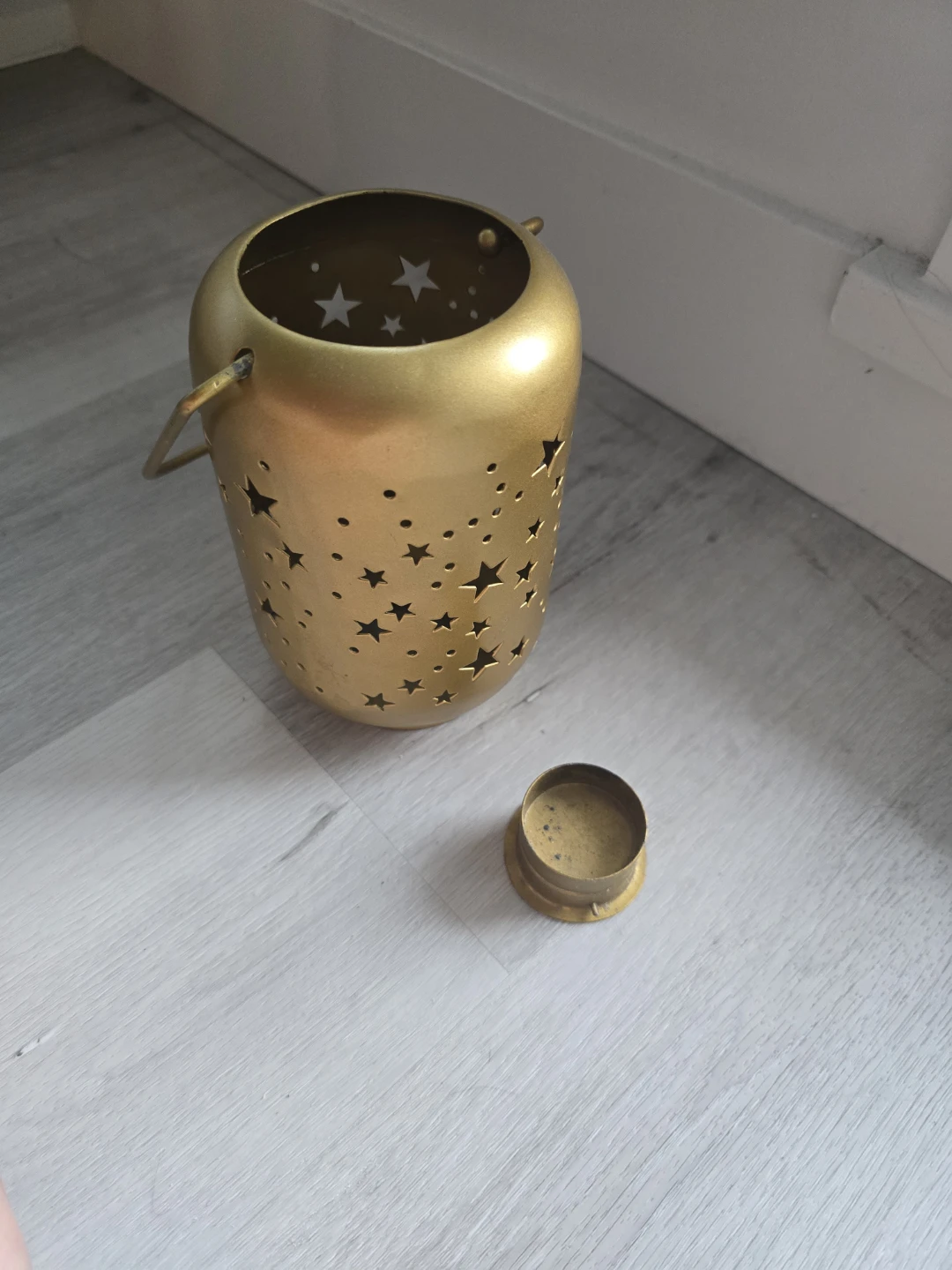 Gold Star Cutout Lantern - photo 5
