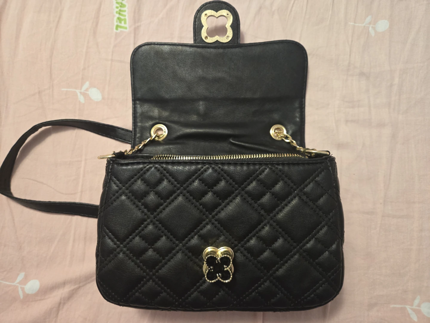 Black Quilted Chain Purse - photo 2