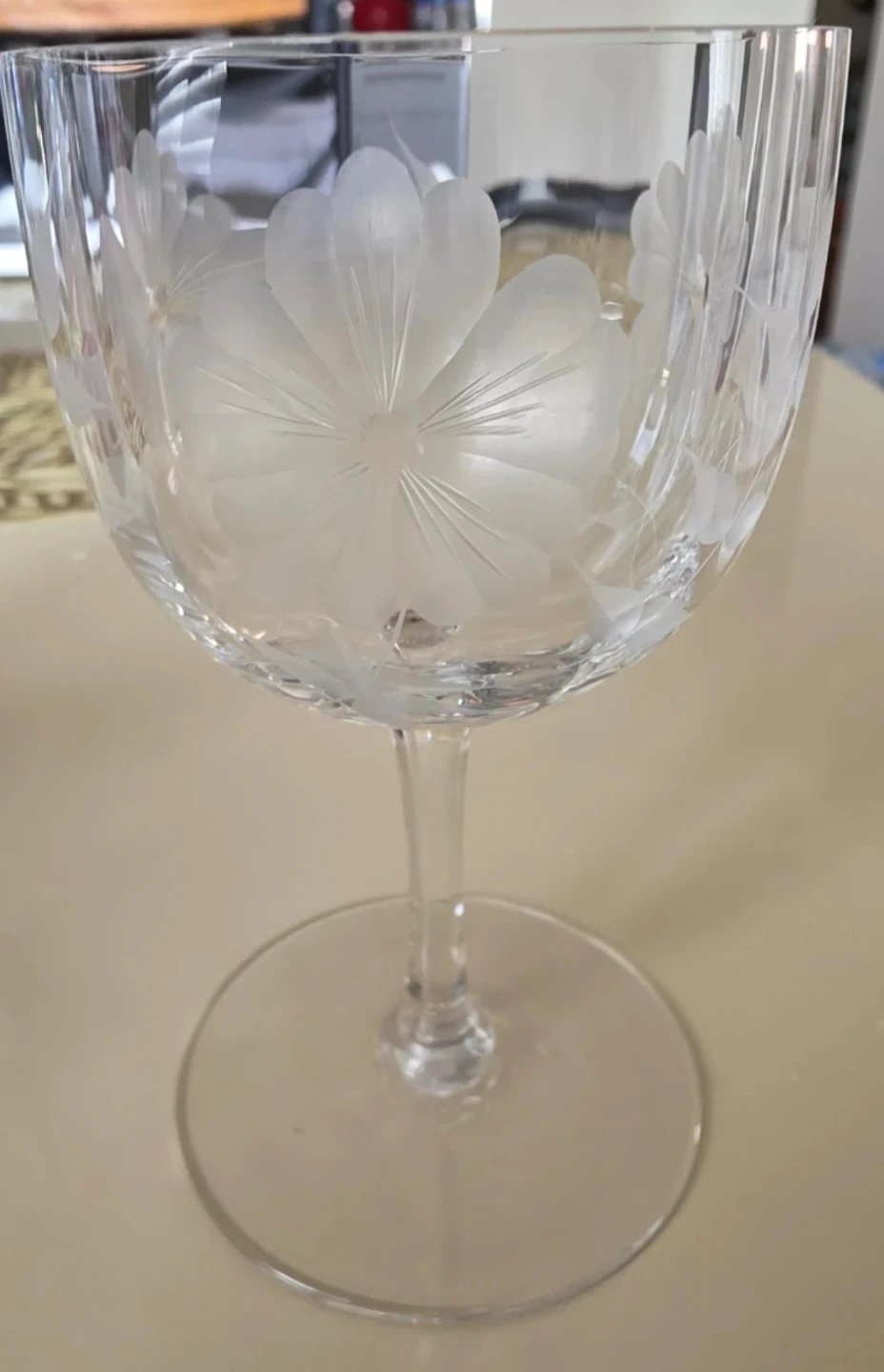 6 Crystal Wine Glass with Floral Etching