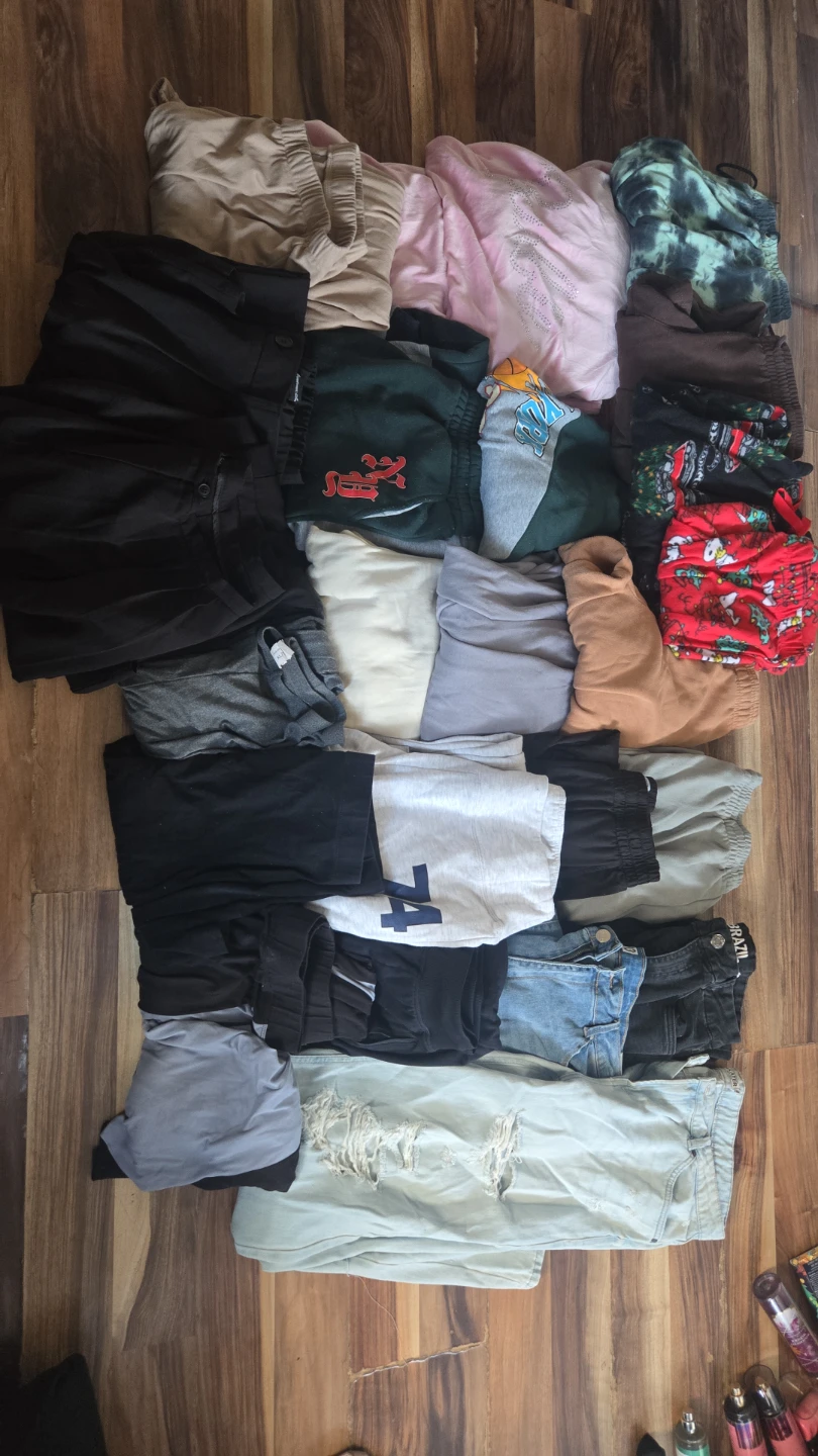 Womans Clothing lot - photo 5