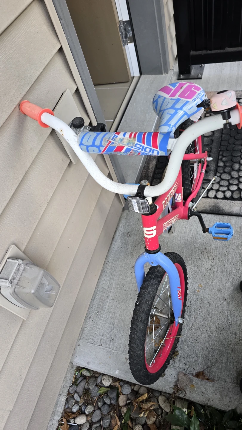 Kids Pink Supercycle Illusion Bike - photo 2