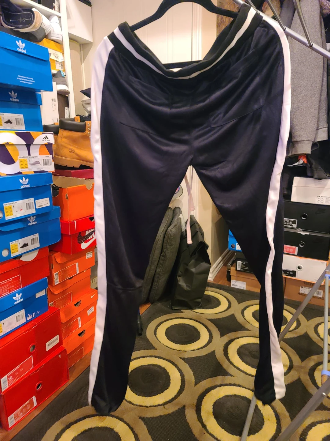 12x jeans and joggers - photo 2