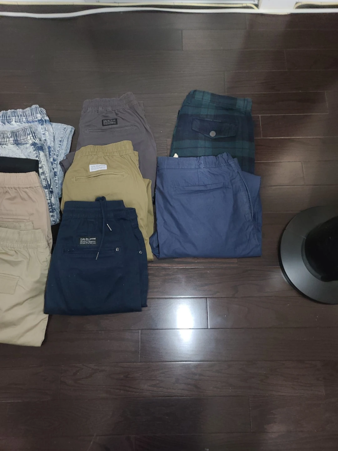 12x jeans and joggers - photo 5