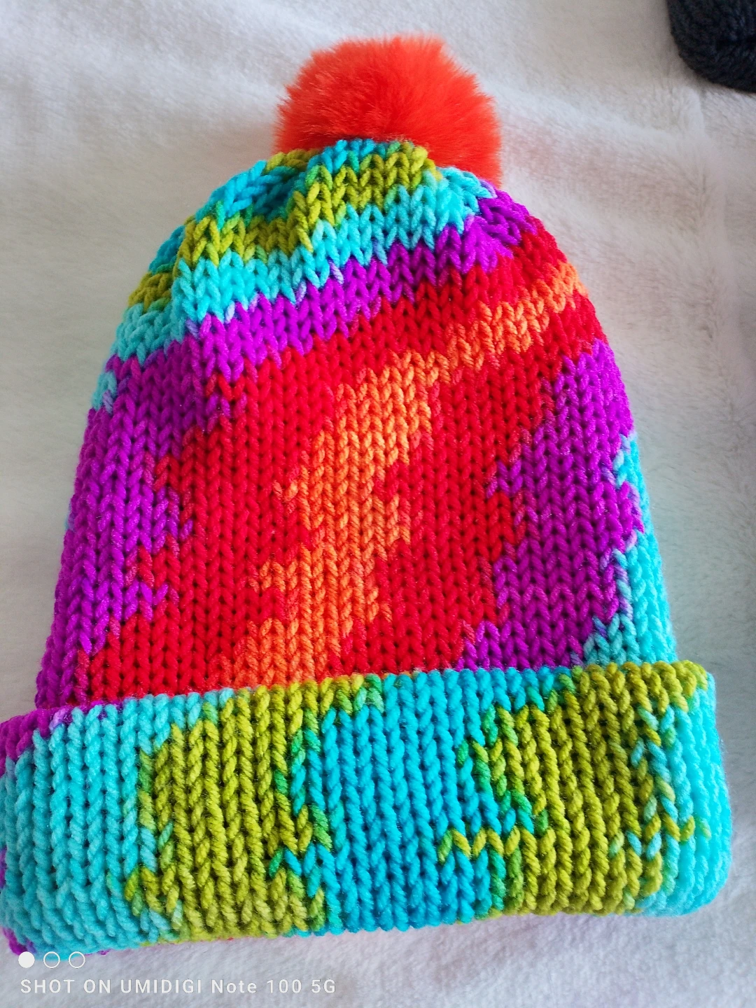 Knit Toque with Pom-Pom