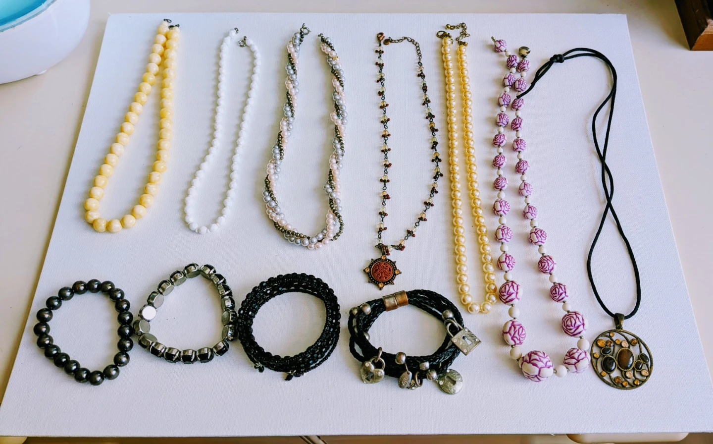 Lot of 8 Necklaces and Bracelets