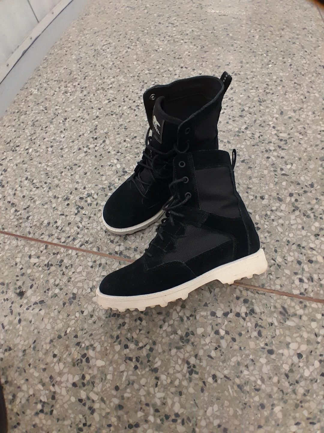 Sorel Black Winter Boots Women's Size 7.5 - photo 4