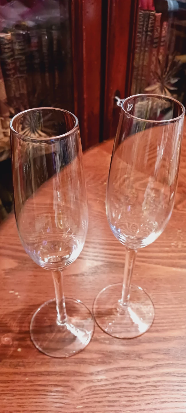 $4 EACHNew !! Set of 2 Gorgeous Champagne  🥂 Flutes  🍾🥂 - photo 5
