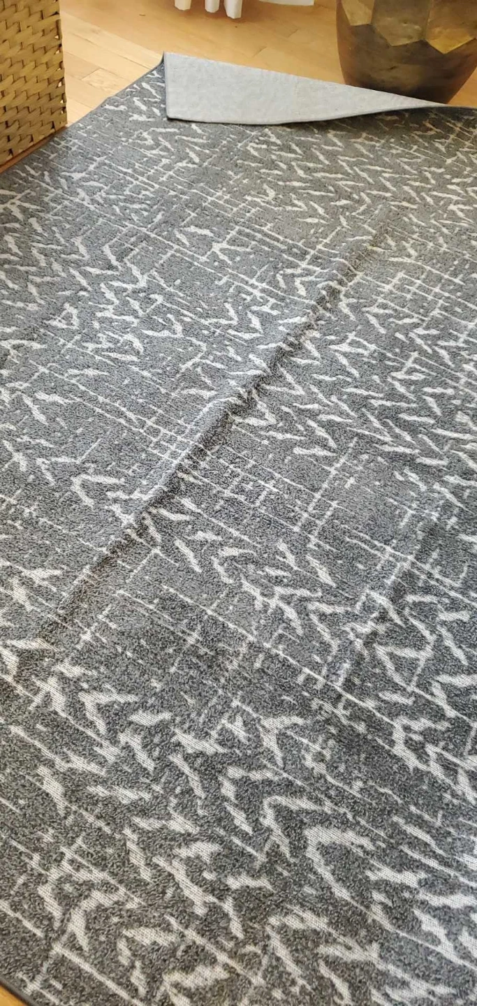 New Washable Area Rug 7ft x 5ft - photo 2