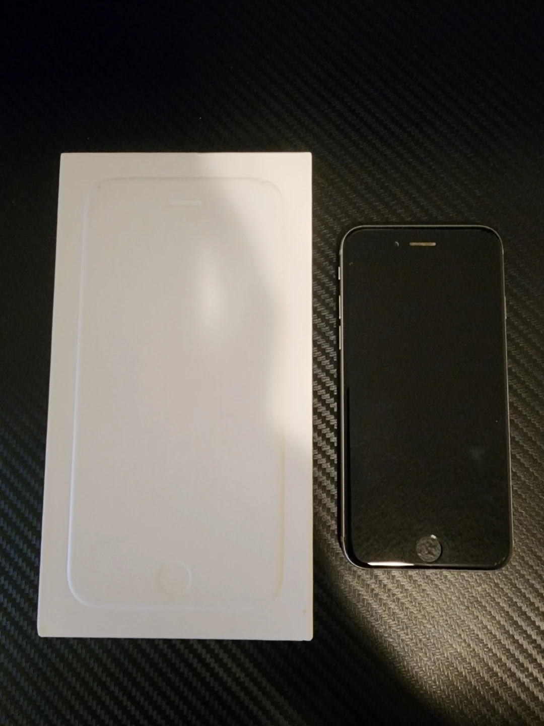 Apple iPhone 6 - Silver