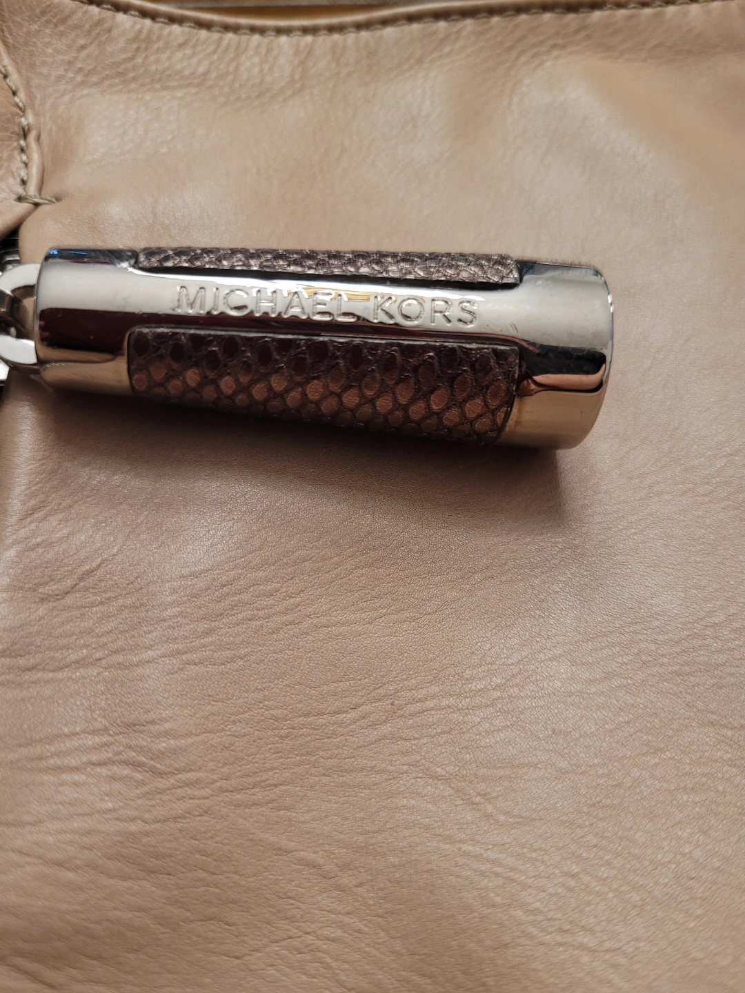 Michael Kors Leather Hobo Shoulder Bag - photo 2