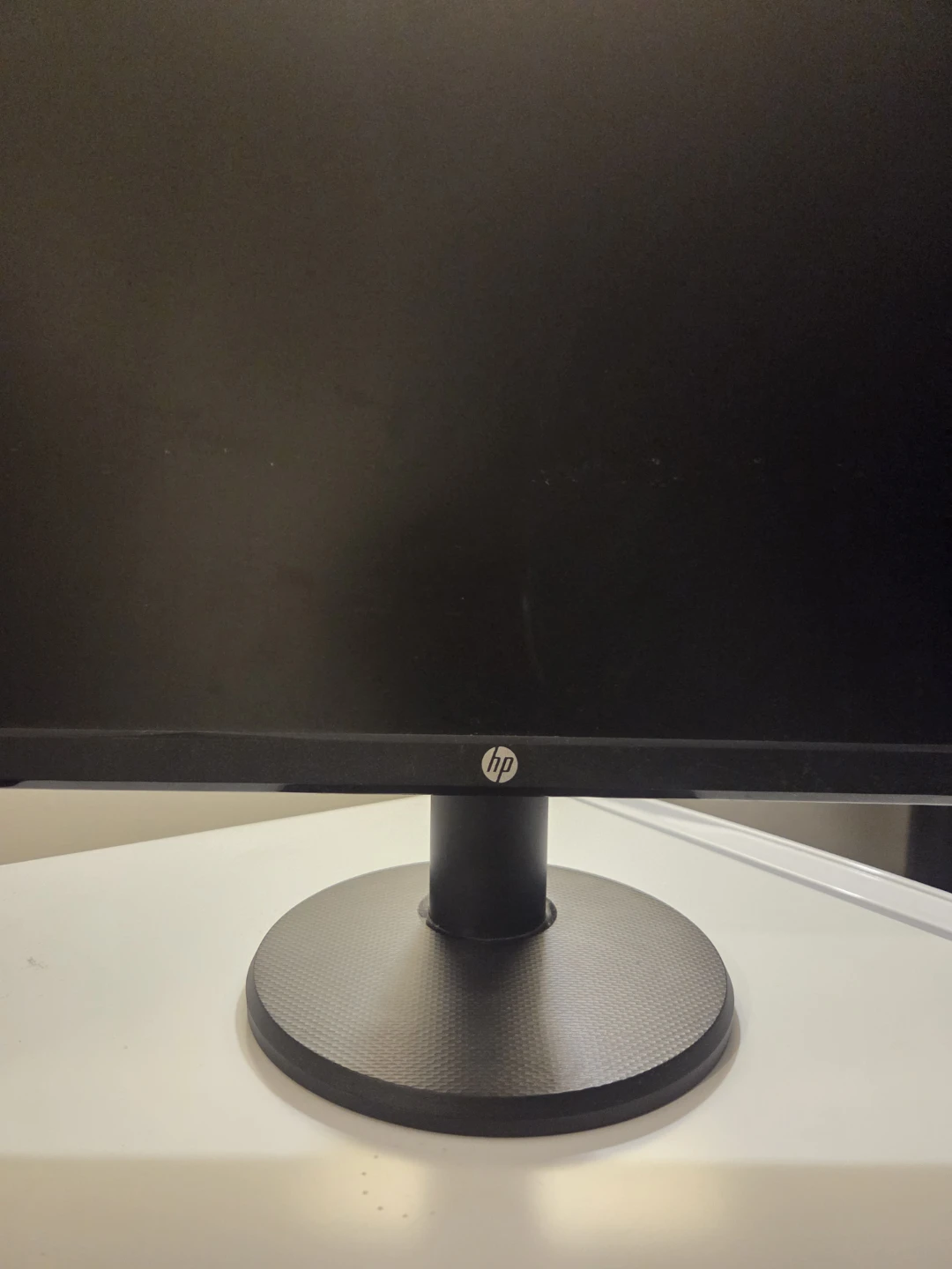HP P24g G4 Computer Monitor - photo 2