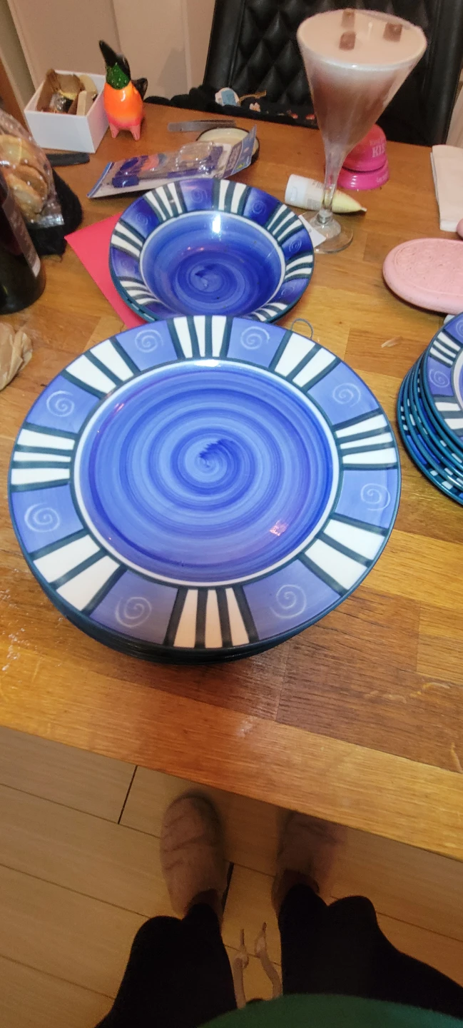 Set of 13 Blue and White Swirl Dinner Plates - photo 3