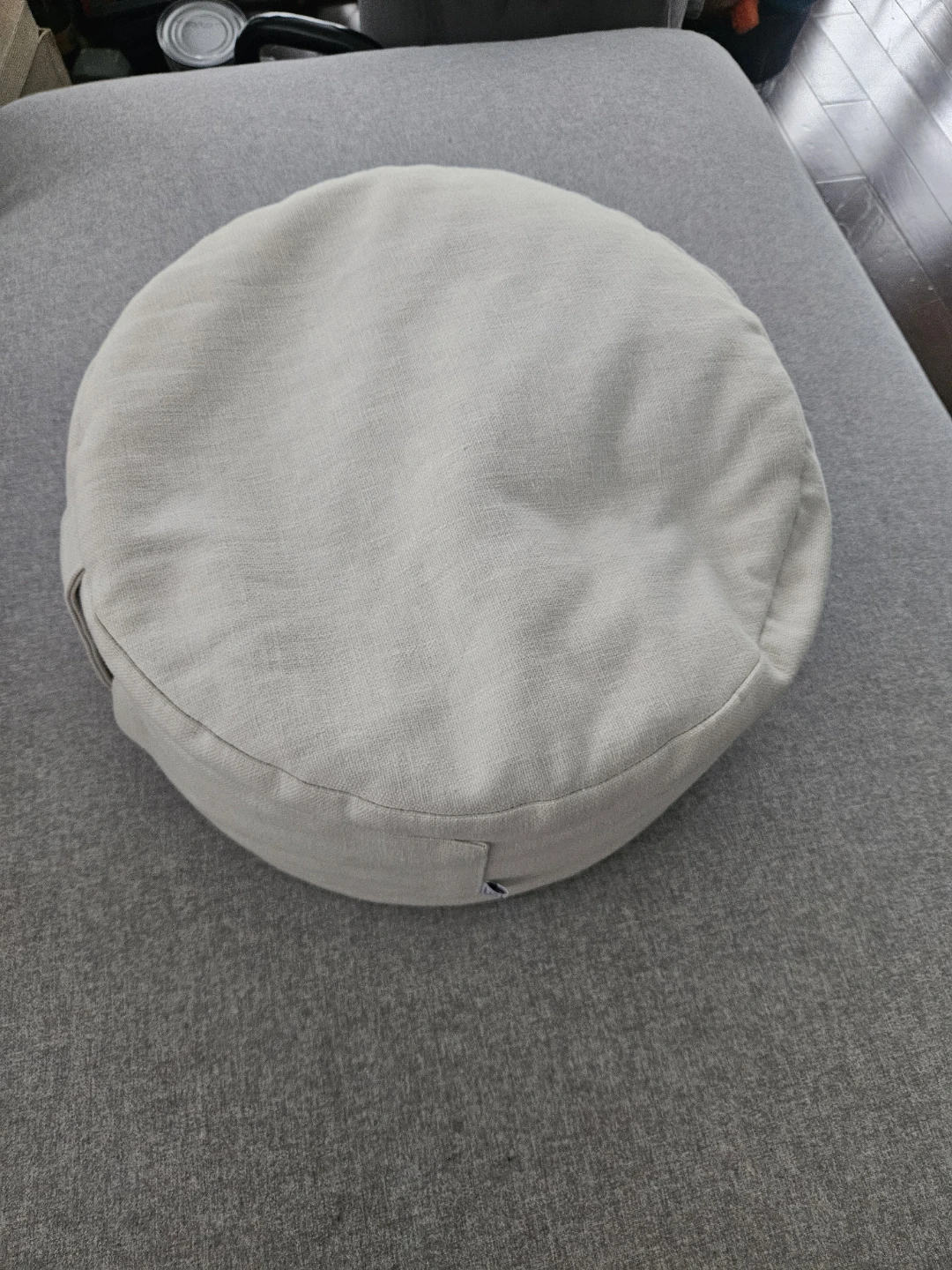 B Yoga Round Meditation Cushion