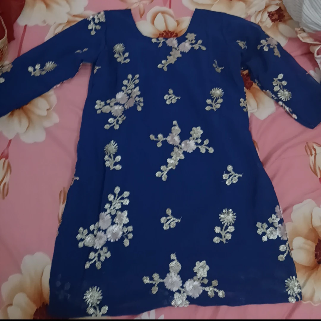 Blue embroidered shalwar kameez top