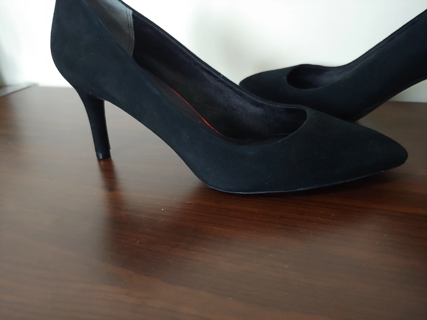 Rockport Totalmotion Black Suede Pumps -Size 7 🥕 - photo 5