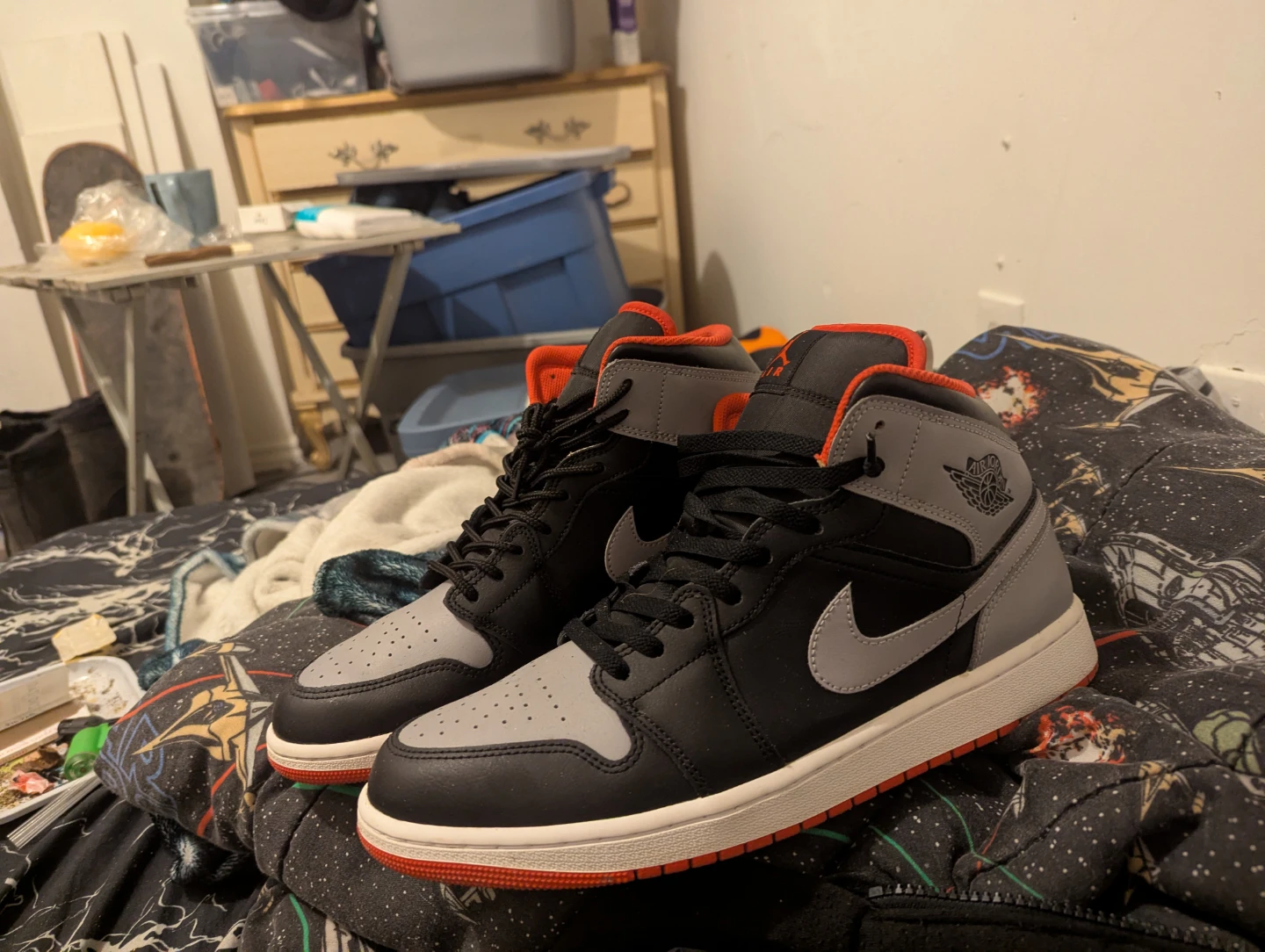 Air Jordan 1 Mid Sneakers - photo 2