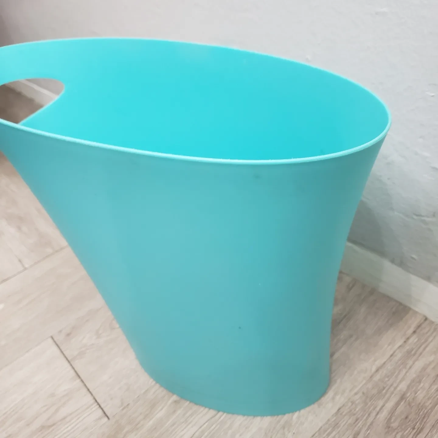 Teal Plastic Oval Basket - photo 4