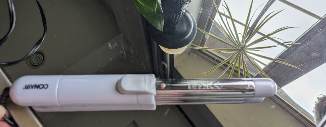 Conair travel size  hair curler
