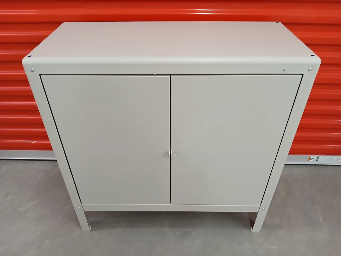 Metal storage locker Cabinet with Two Doors and shelf - photo 2