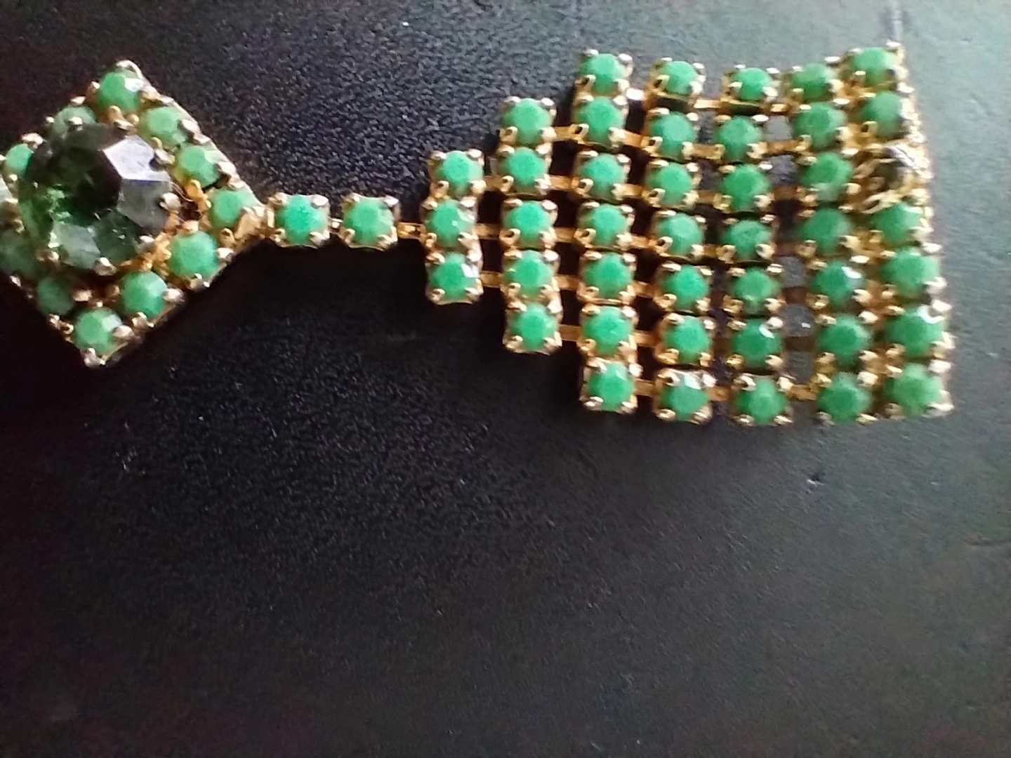 Vintage Green Rhinestone Brooch Pin