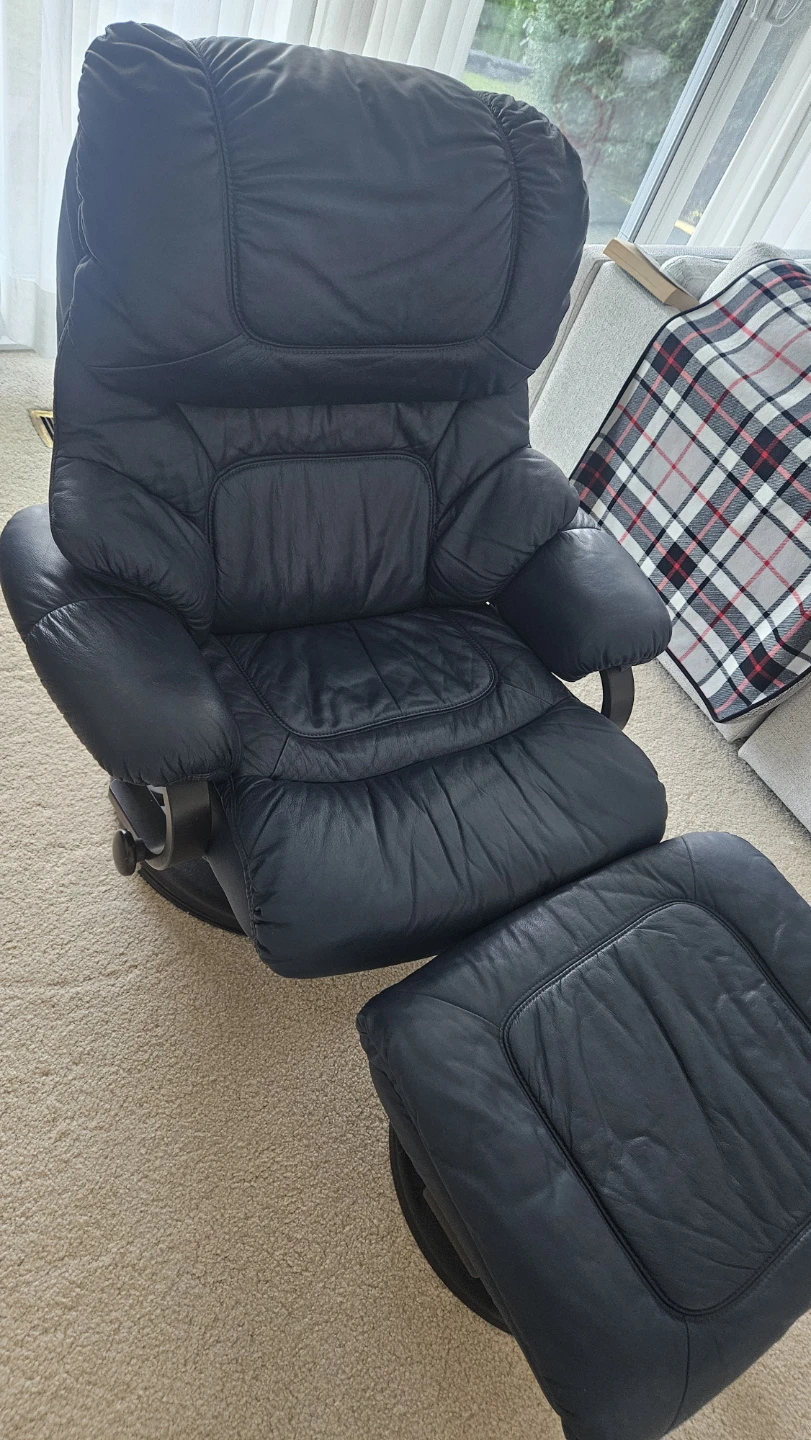 Recliner Chair and Ottoman
