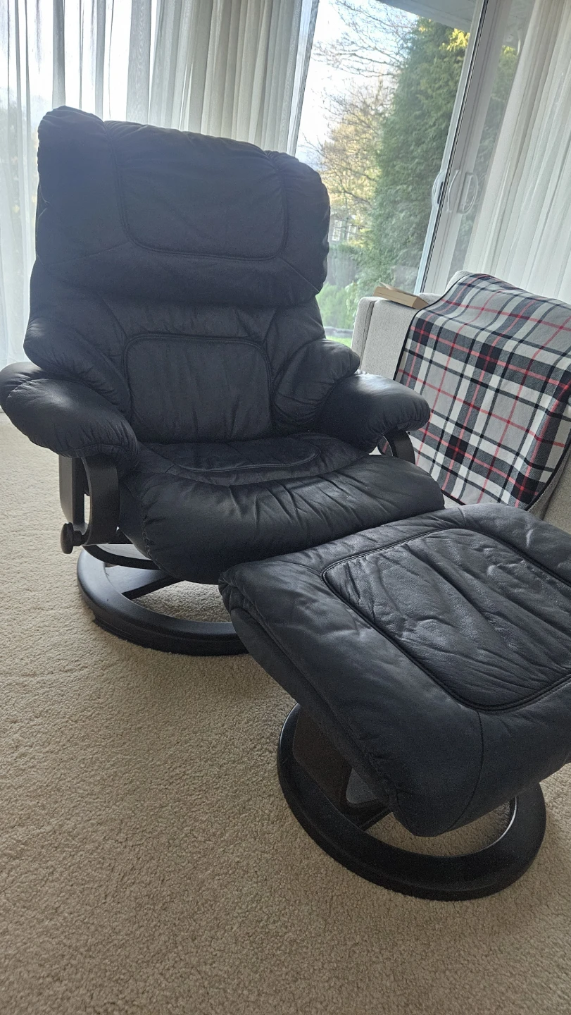 Recliner Chair and Ottoman - photo 2