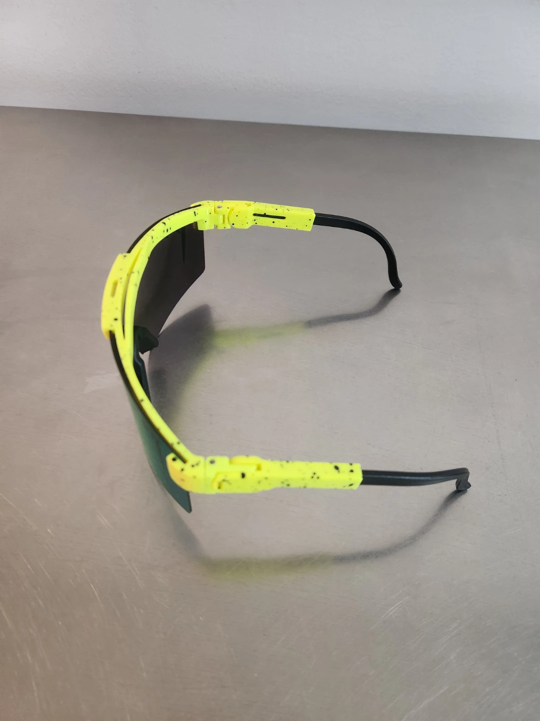 Pit Viper Polarized Sunglasses - Neon Yellow - photo 3
