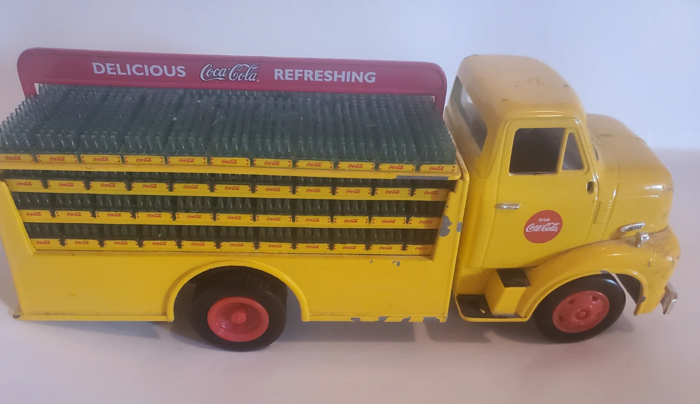 Coca-Cola Delivery Truck Coin Bank - photo 5