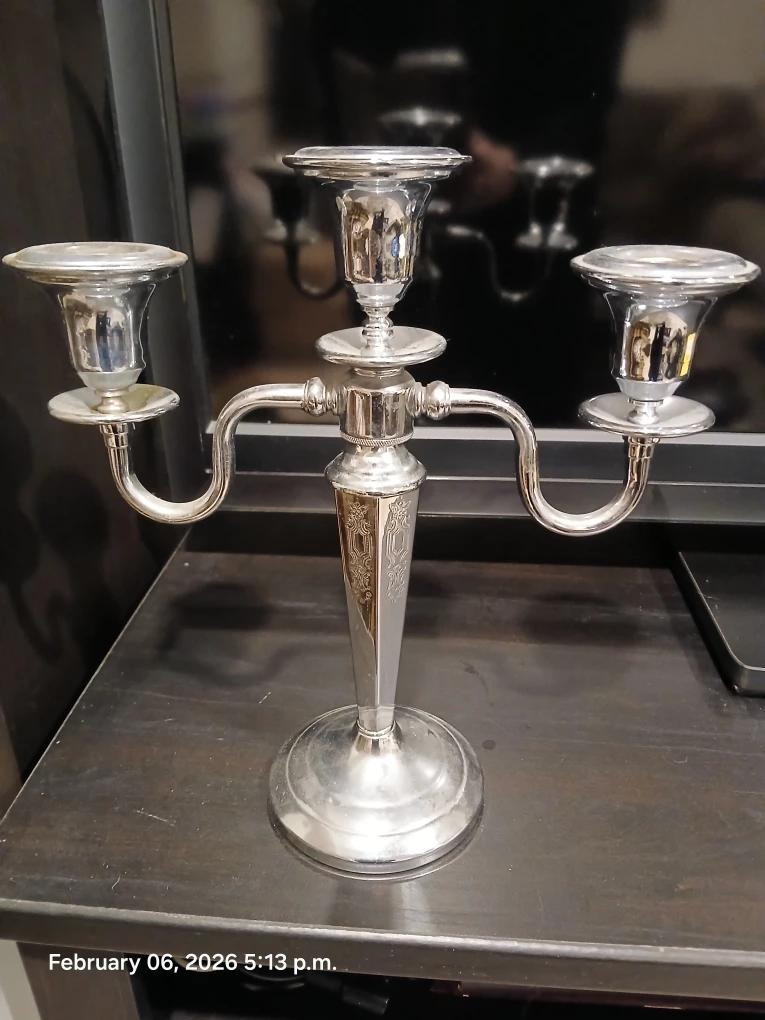 🏆 Silver Tone 3-Arm Candelabra