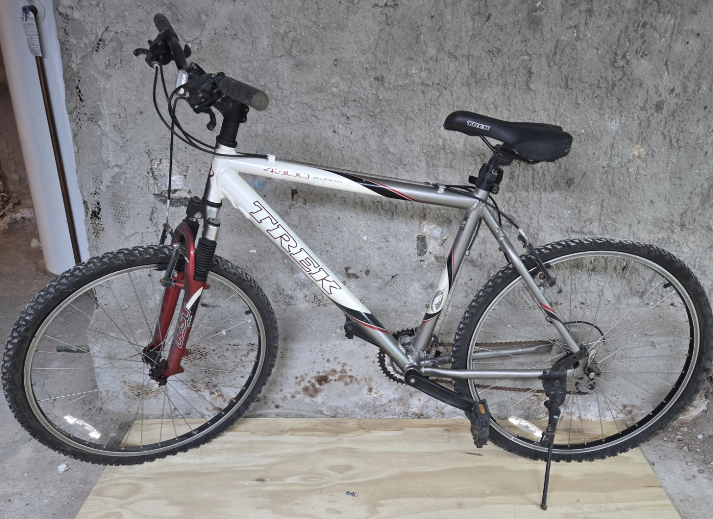 Trek 4300 Alpha Mountain Bike