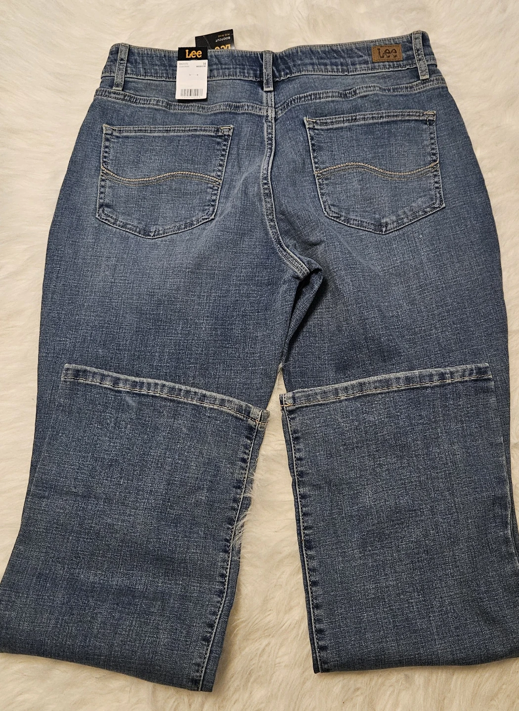 Lee Women's Regular Fit Bootcut Mid Rise - photo 3