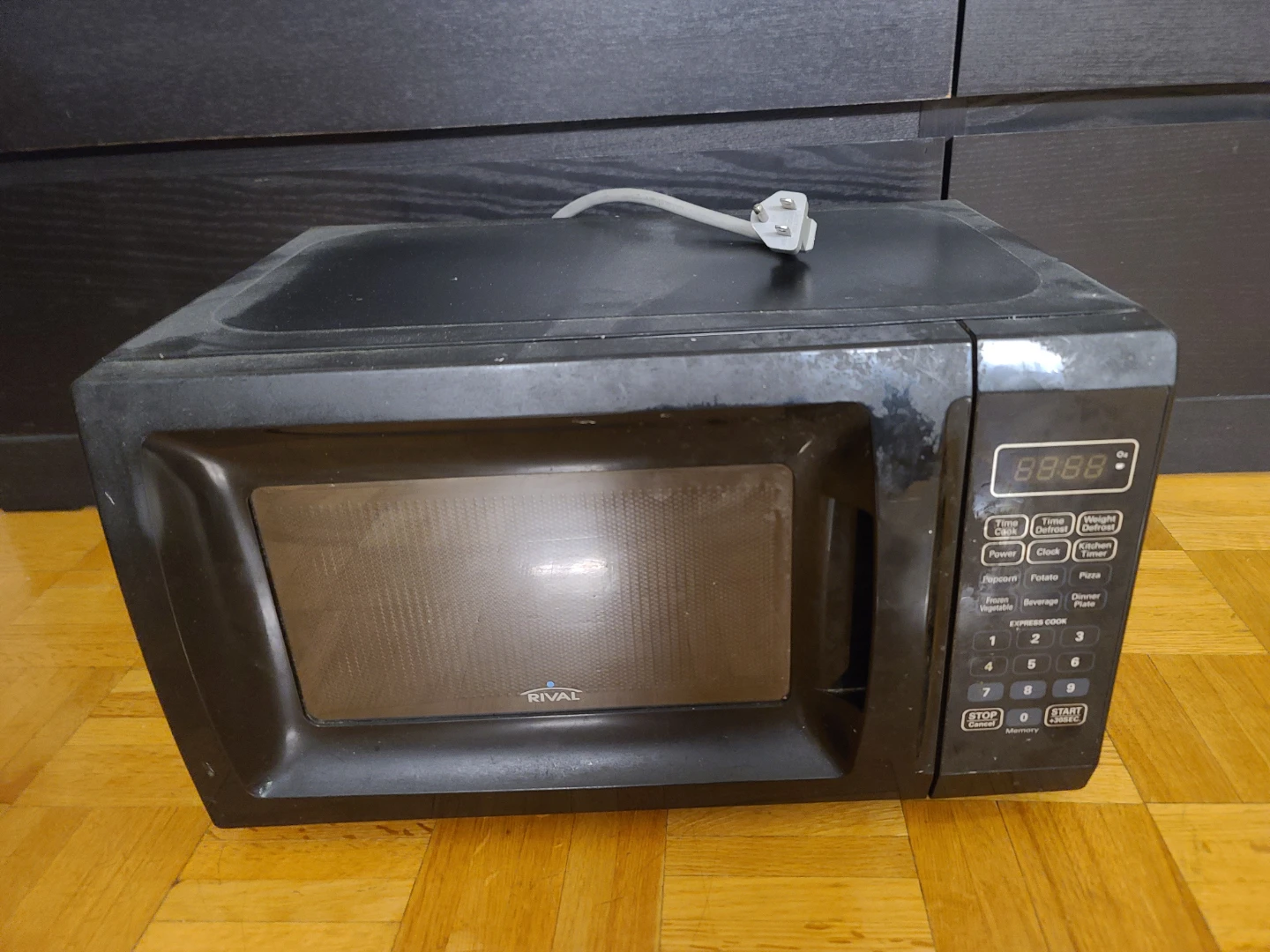 Rival Microwave Oven