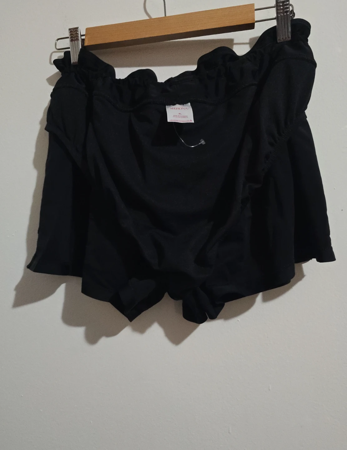 Merona Women's Black Ruffle Waist Shorts XL - photo 2