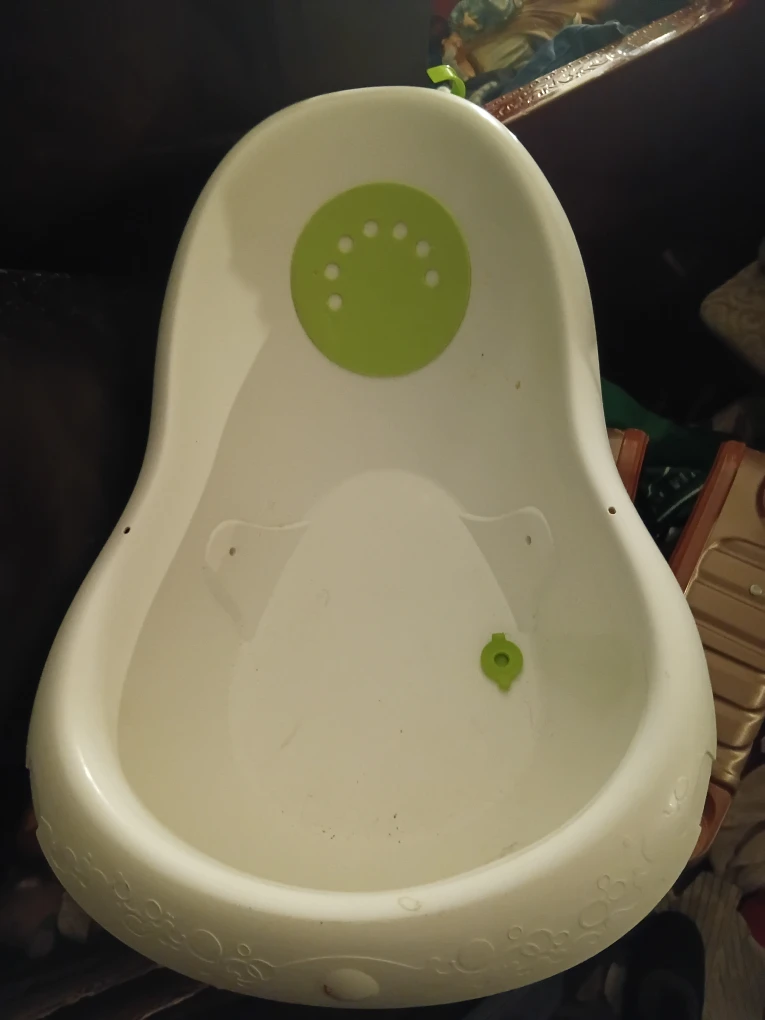 The First Years Sure Comfort Deluxe Newborn to Toddler Tub Bath