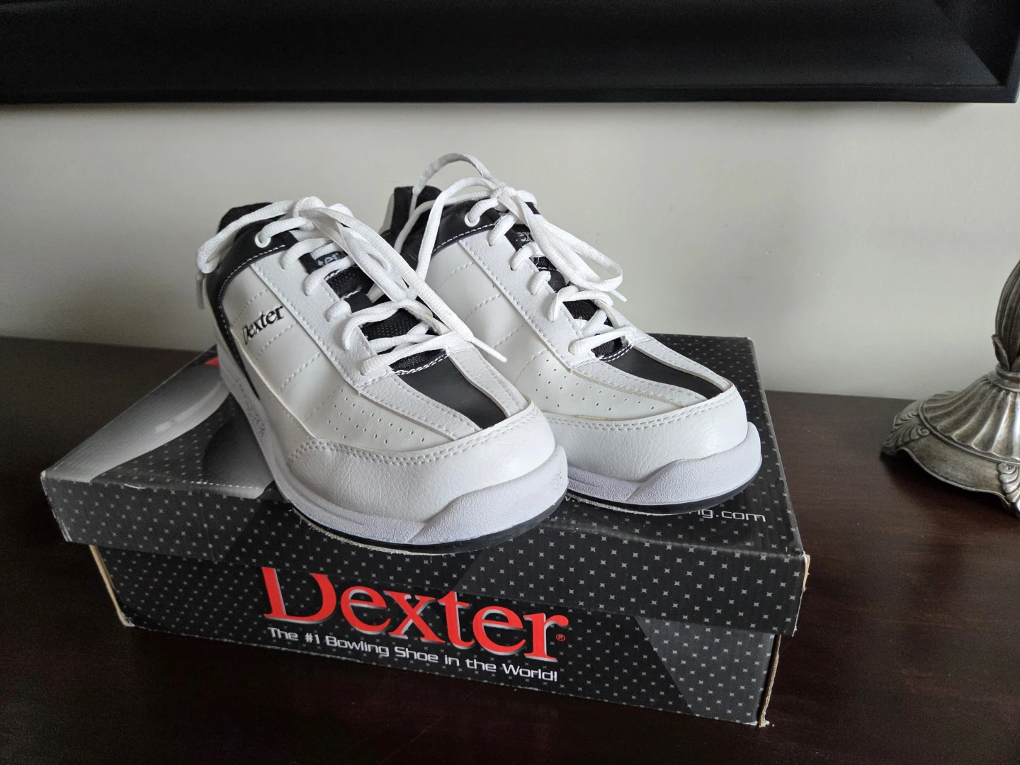 Dexter Ricky III Bowling Shoes White/Black Men's Size 7.5 M