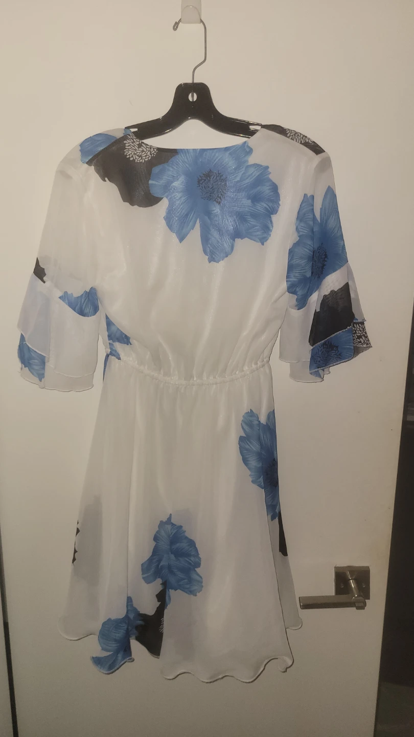 White floral print dress with blue flowers - photo 3