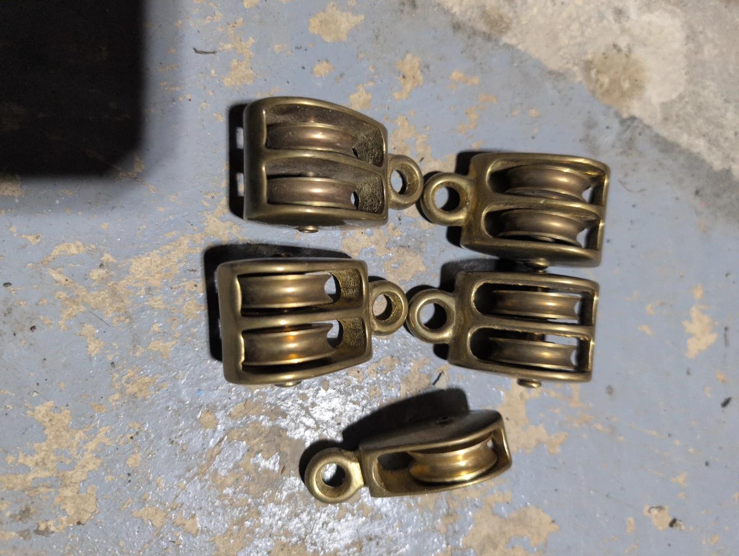 Vintage Brass Pulley Lot - photo 2