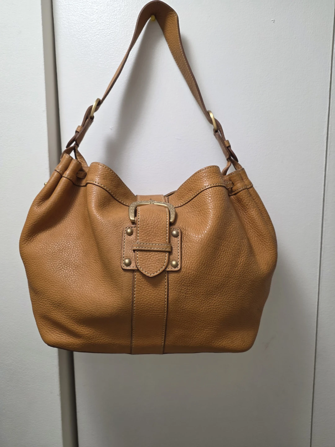 Authentic Dooney & Bourke Drawstring Leather Shoulder Bag