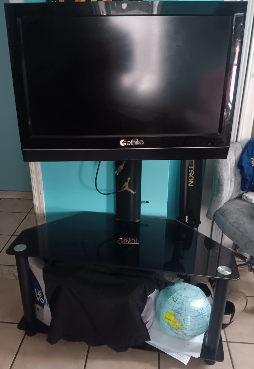 Glass TV Stand