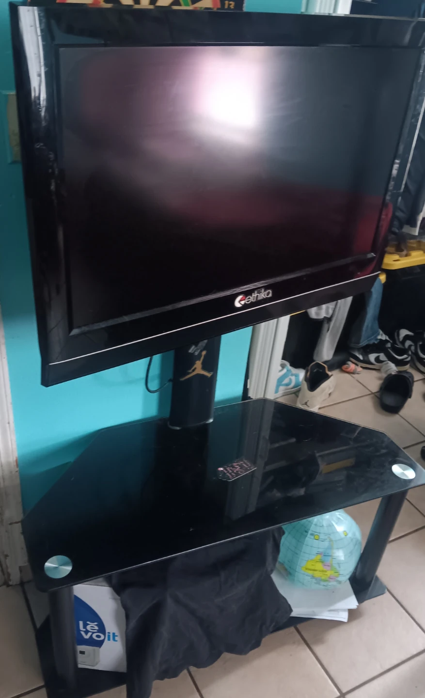 Glass TV Stand - photo 3