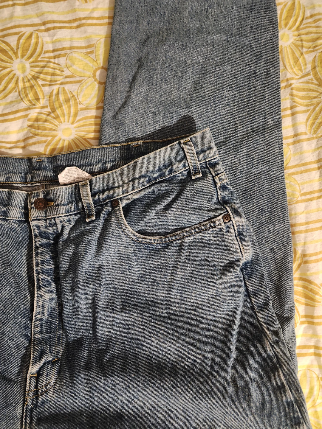 Medium wash relaxed Kirkland jeans - photo 3