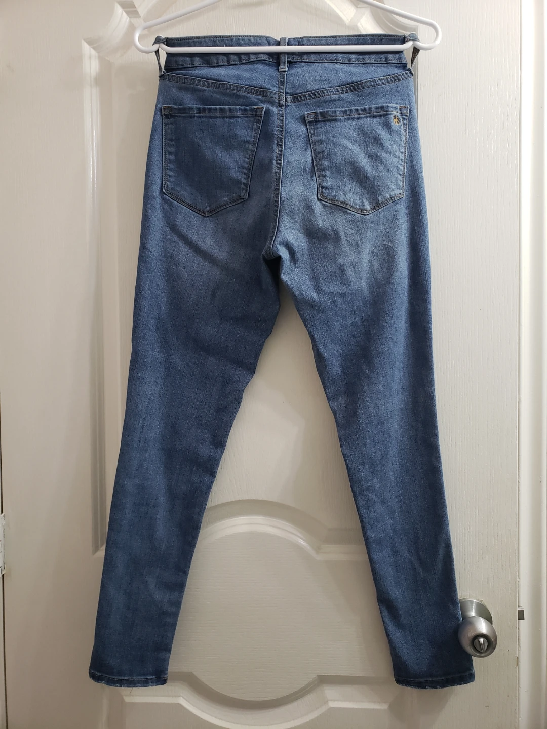 Jessica Simpson High-Rise Ankle Jeans Size 4 - photo 2