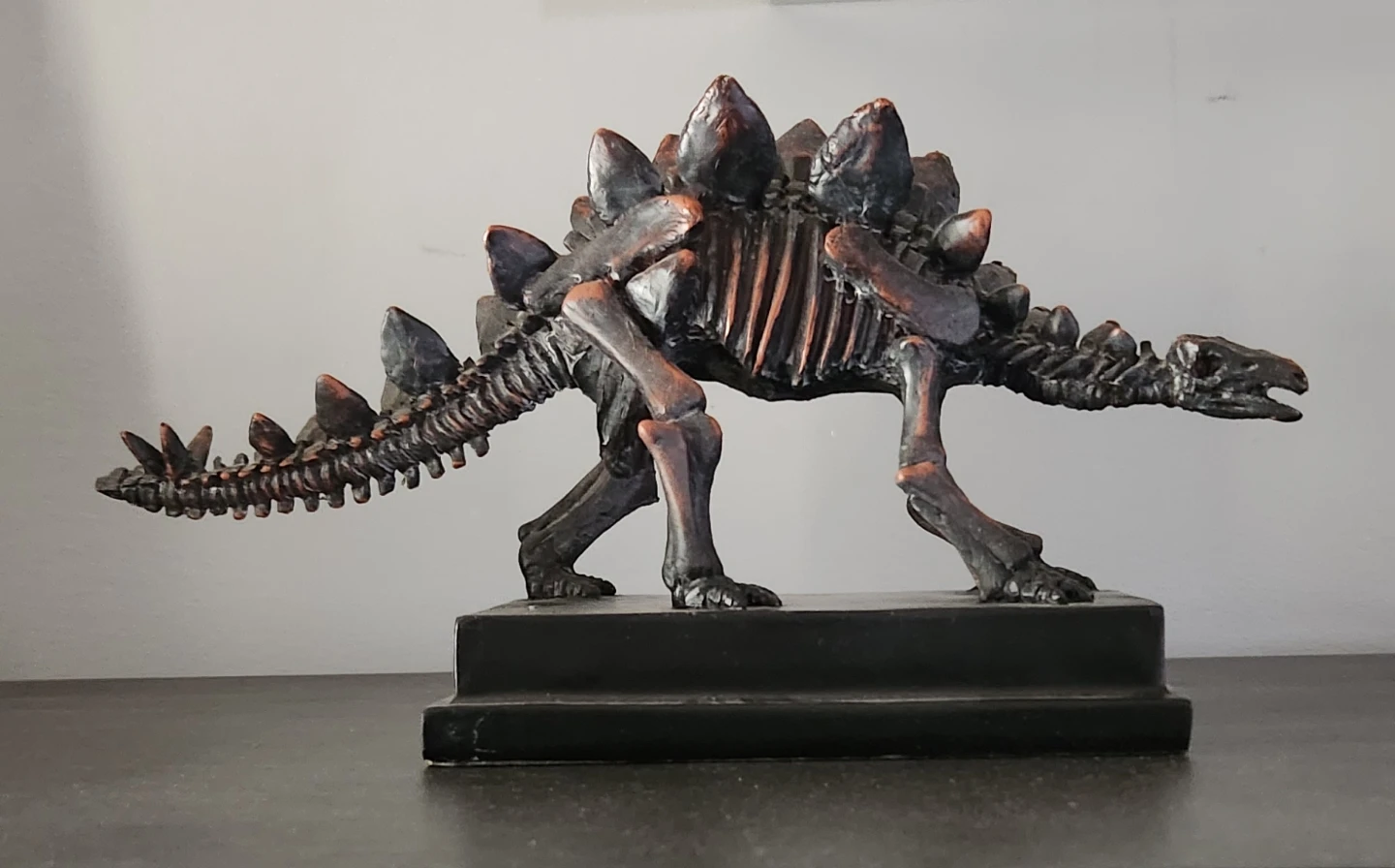 Stegosaurus Skeleton Statue