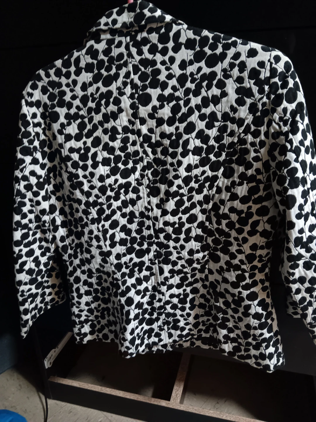 Le Suit Women's Black & White Leaf Pattern Blazer🏆 - photo 2