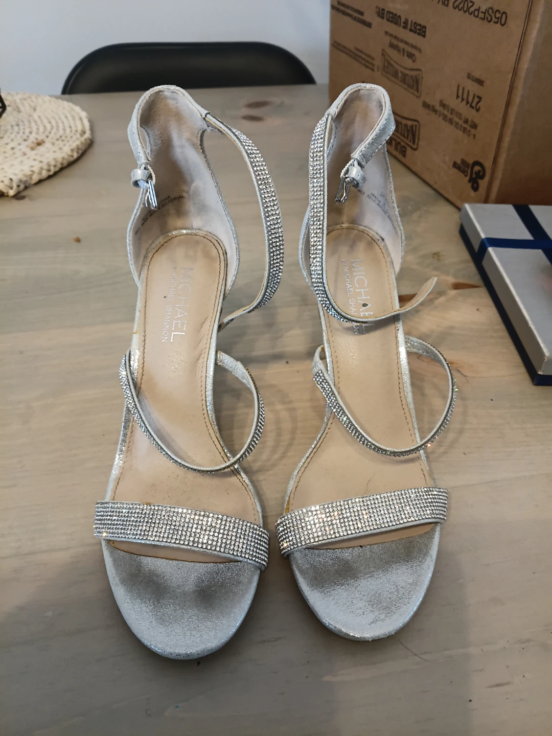 MICHAEL SHANNON Women's Silver Sparkly Heels - size 9