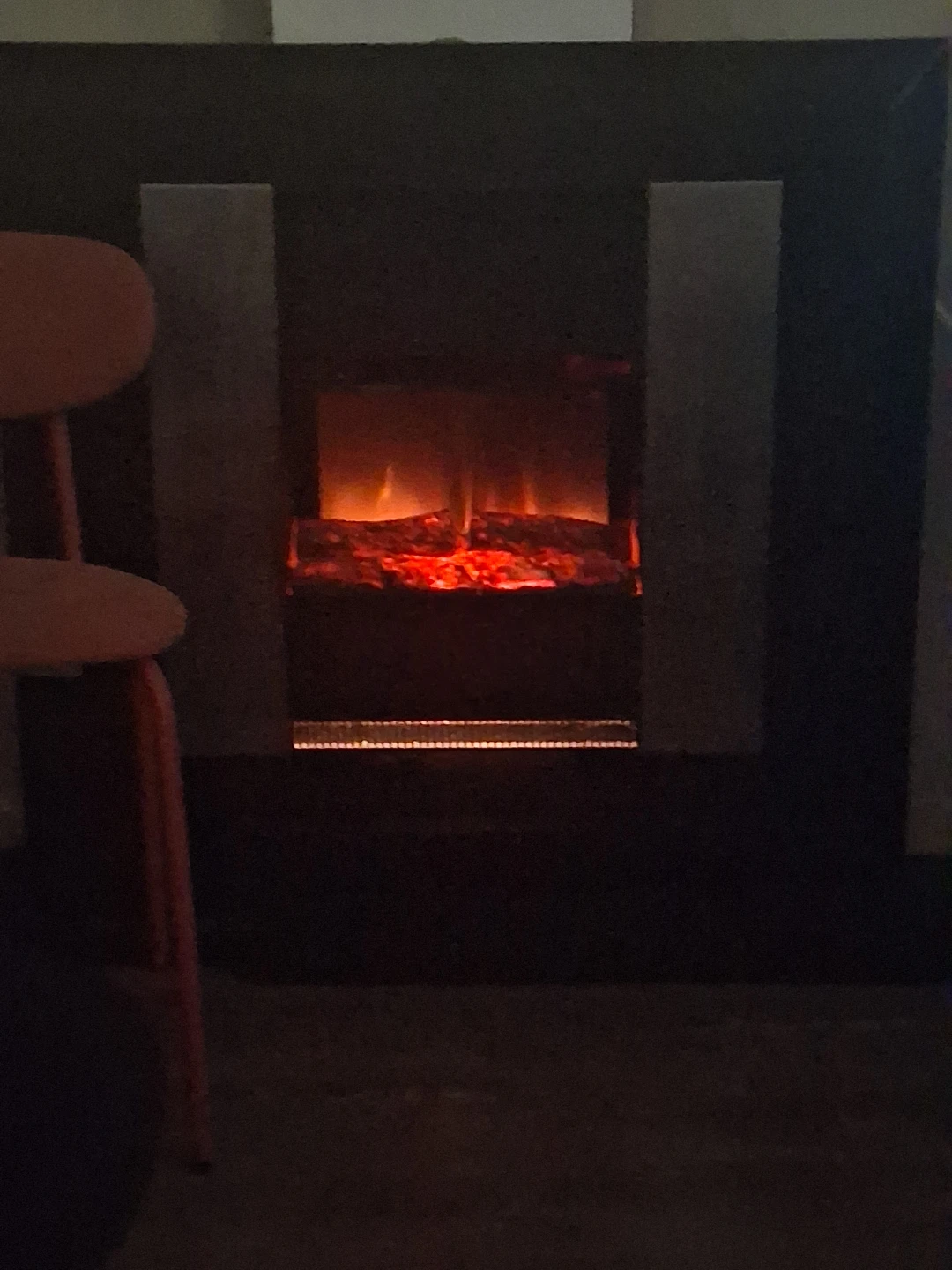 Electric Fireplace with Realistic Flame Effect