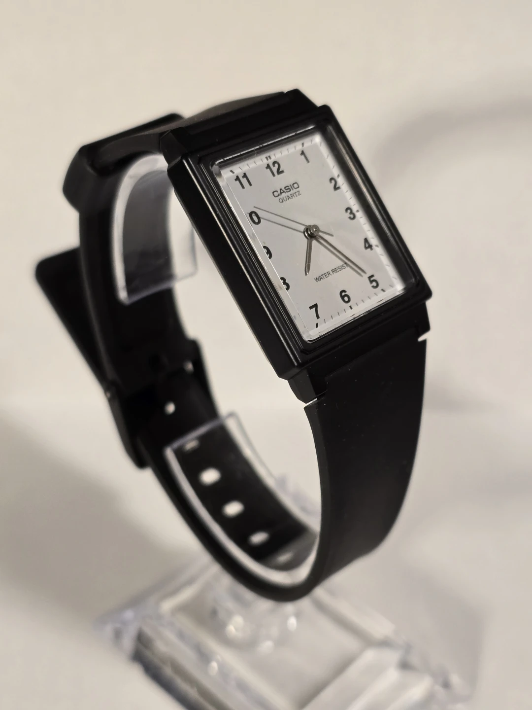 Casio Resin Quartz Watch - photo 4