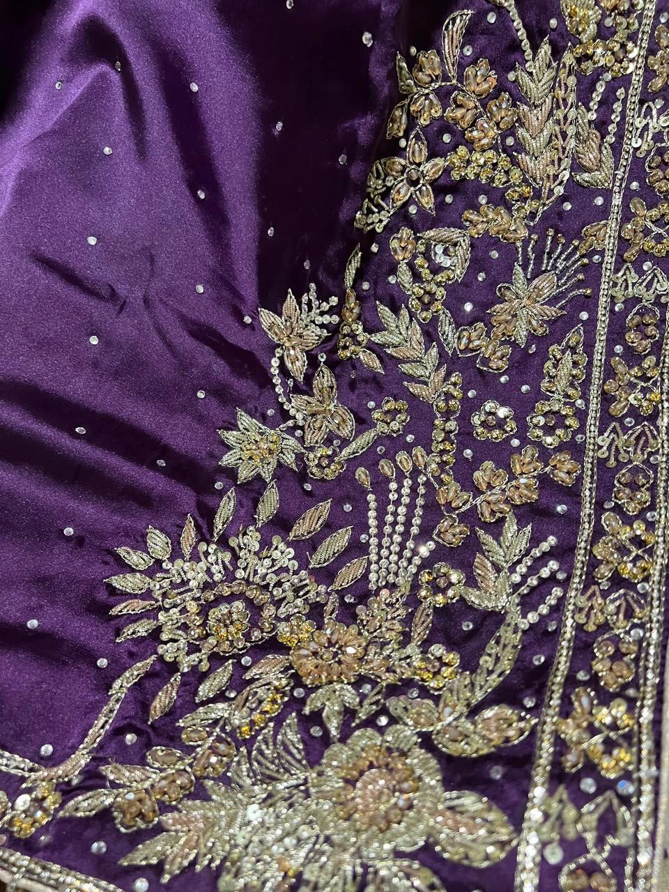 3 pcs heavy work silk suit - photo 4