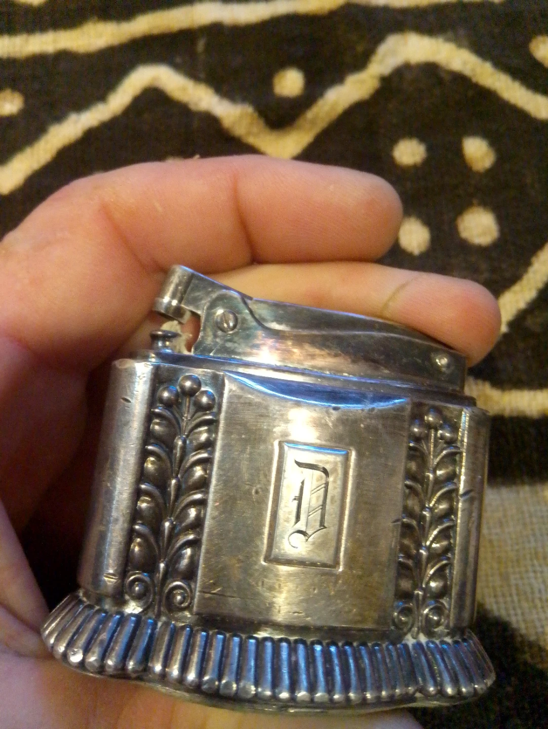 Vintage Decorative Lighter - Silver Tone with Monogram - photo 2